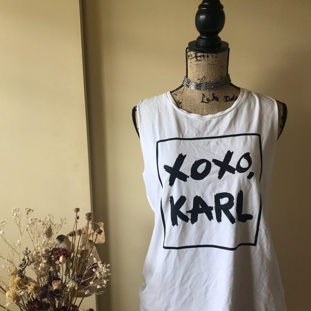 Karl muscle tee shirt